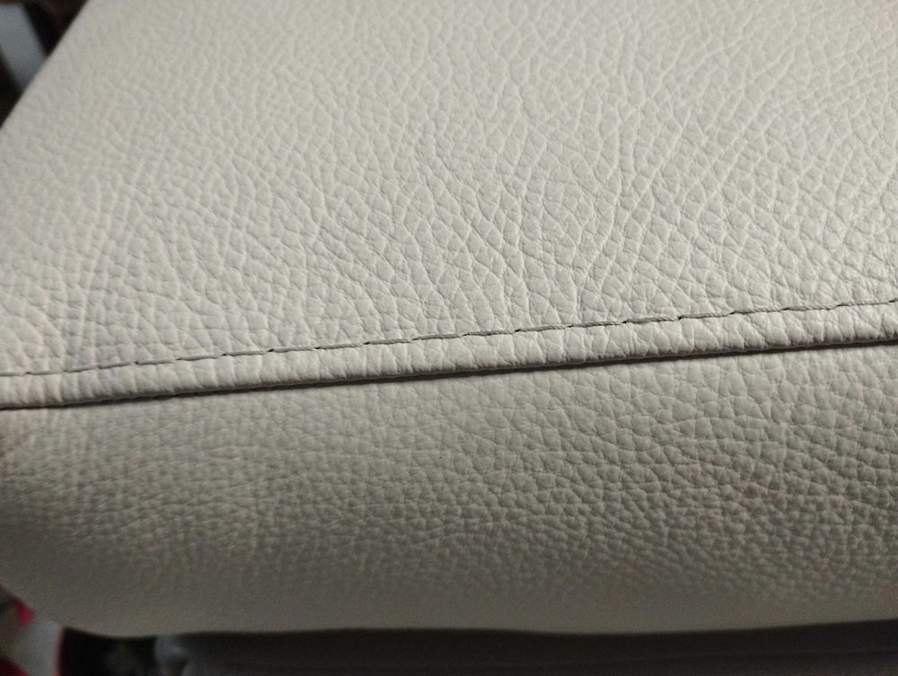 canap� cuir blanc et taupe 300 Villeurbanne (69)