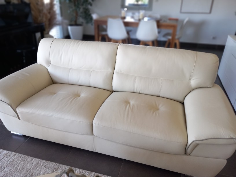 Canap� en cuir blanc 600 L'�le-Rousse (20)