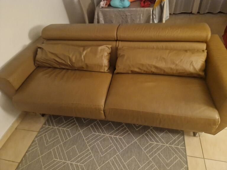 Canap� cuir convertible rapido zeus camel 900 Le Cannet (06)