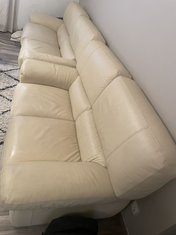 canap�  en cuir convertible 700 Saint-�tienne (42)