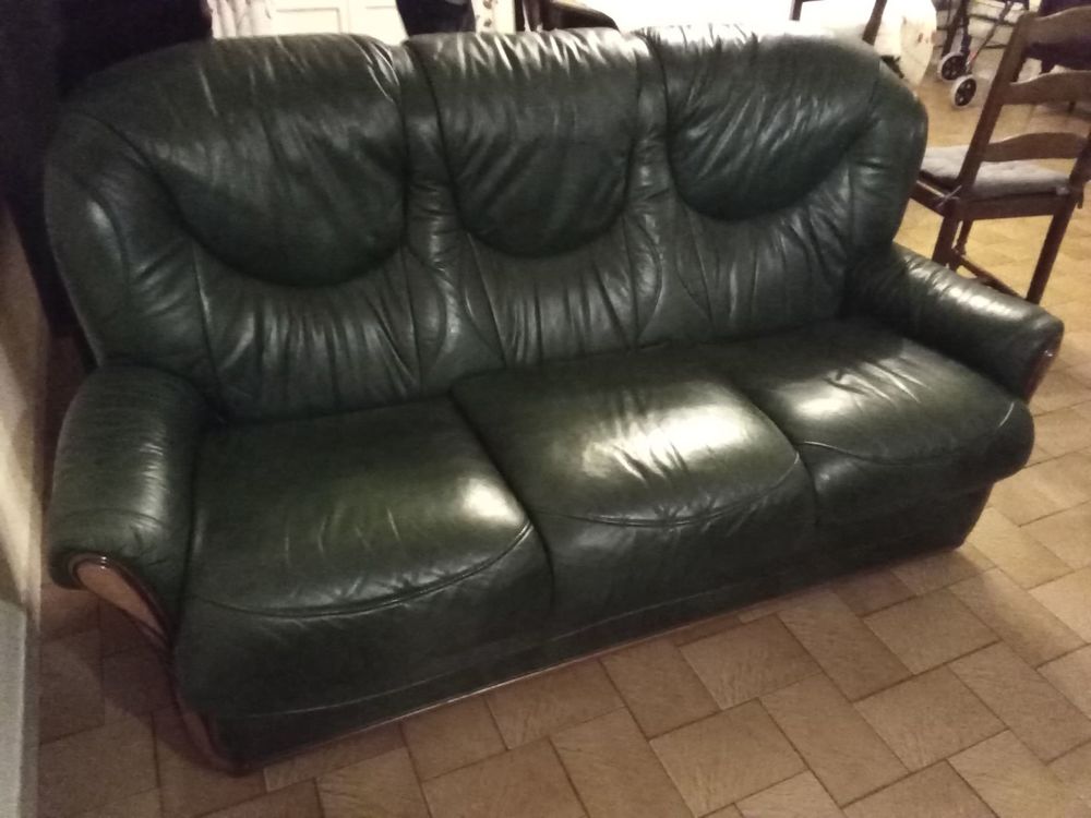 Canap� en cuir couleur verte 120 Lormont (33)