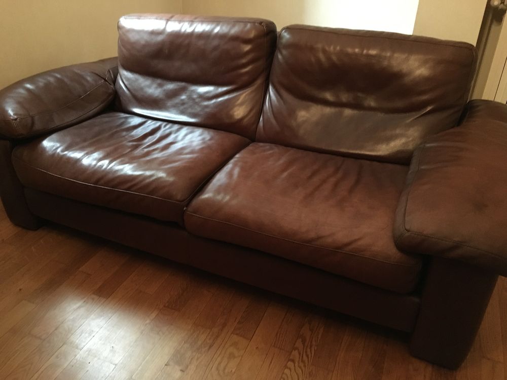 Canap� cuir  Duvivier  0 Andr�zieux-Bouth�on (42)