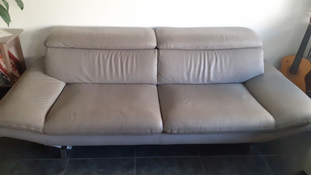 Canap� cuir gris 3 places Poltronesofa. 950 Lyon 4 (69)