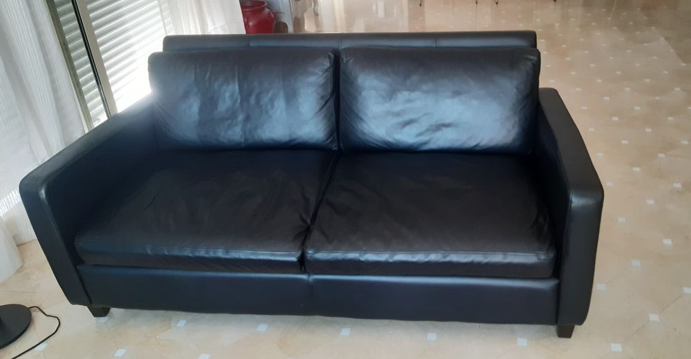 Canap� cuir Habitat mod�le Chester noir 170cm 590 Nice (06)