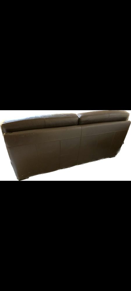 Canap� cuir Italien marron fonc� 3 places 0 Saint-Berthevin (53)