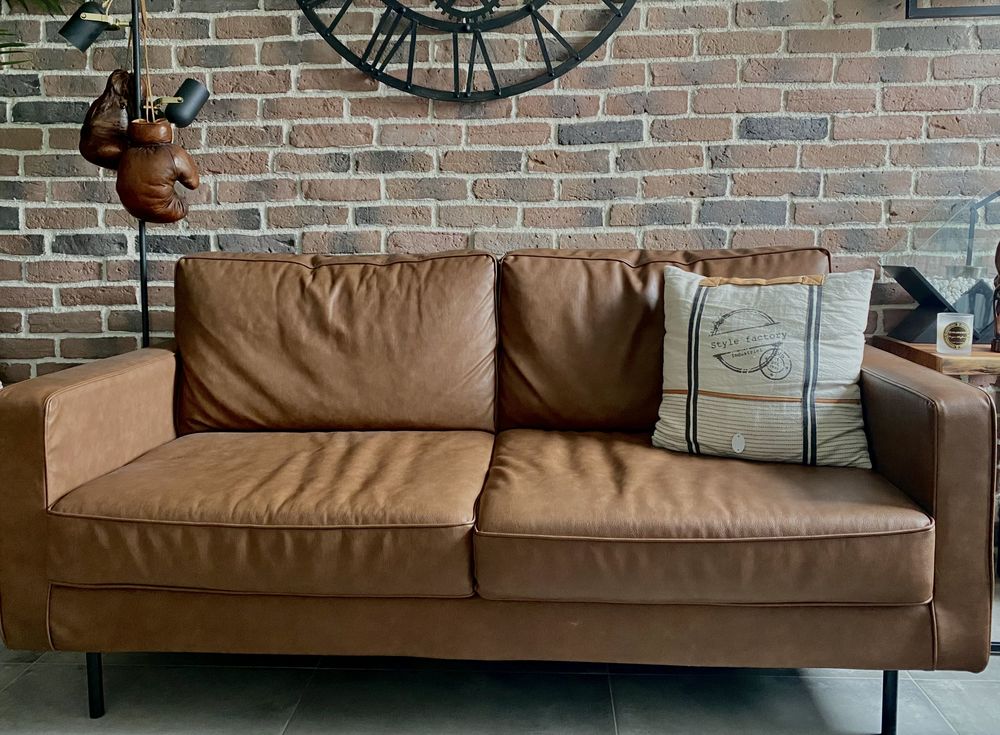 CANAPE CUIR MARRON  3 PLACES 400 Ecquevilly (78)