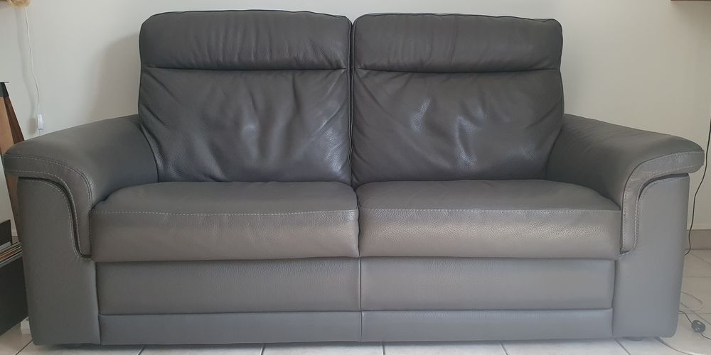 Canap� cuir Nicoletti Home Center
300 Coubert (77)