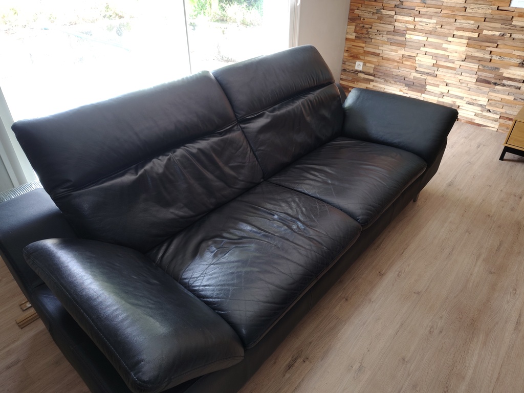 Canap� en Cuir Noir Trois Places 150 Navailles-Angos (64)