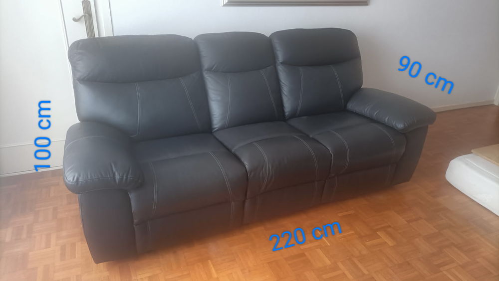 CANAPE CUIR NOIR 150 Sainte-Sigol�ne (43)