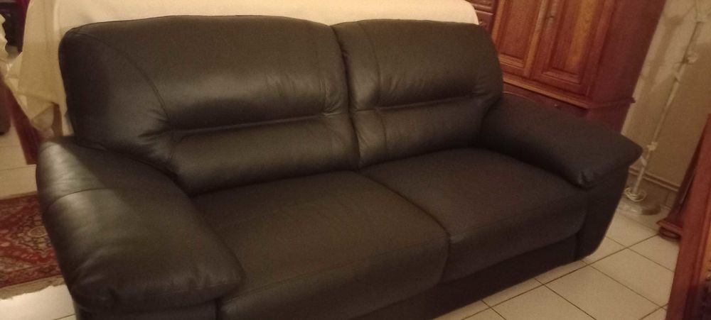 canap�+cuir+noir 700 Metz (57)