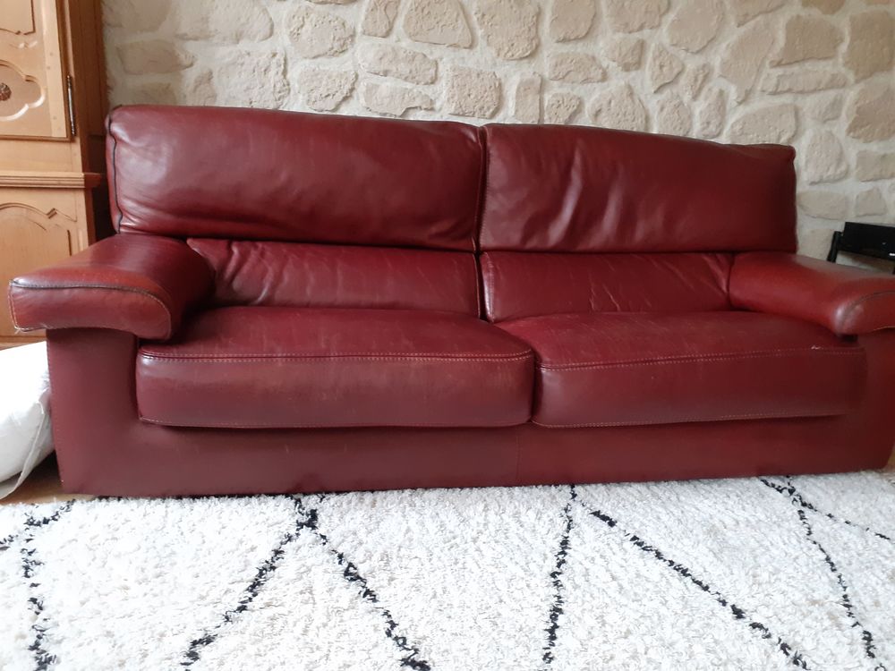 Canap� cuir 3 places fixe en bon �tat 120 Palaiseau (91)