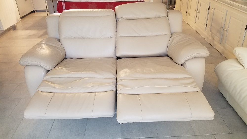  canape cuir 2 places relaxation 300 Tourves (83)