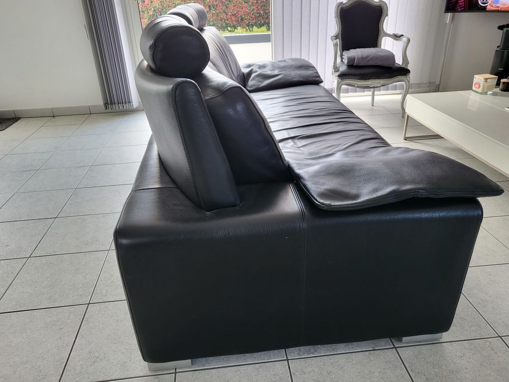 Canap� cuir 3 places 250 Goderville (76)