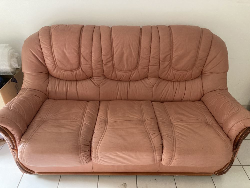 Canap� en CUIR 3 places 50 Le Beausset (83)