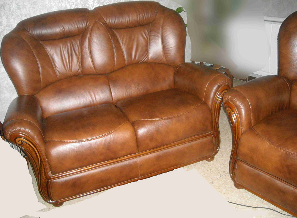 Canapé cuir 2 places + 2 fauteuils (couleur marron) 0 Mornant (69)
