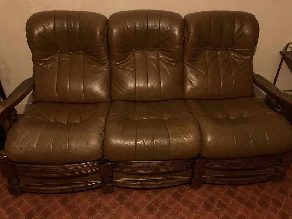 canap� cuir 3 places 30 Canisy (50)
