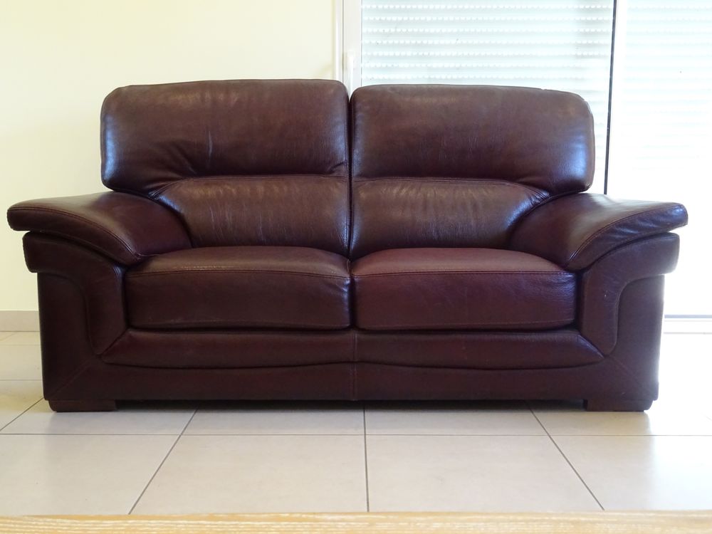 Canap� cuir 2 places 150 Presles (95)