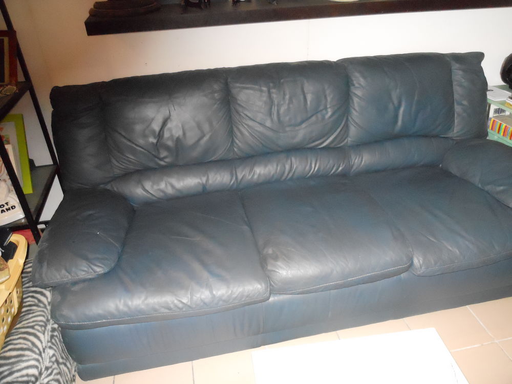 canape cuir 3 places type clik clak 150 Saint-Caprais-de-Bordeaux (33)
