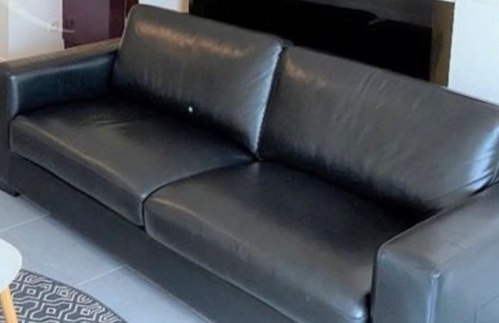 Canap� cuir 2/3 places 180 Le Blanc-Mesnil (93)