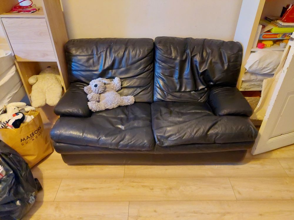 Canap� cuir 3 places 30 Grenoble (38)