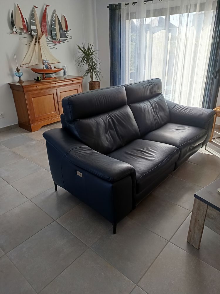 Canap� cuir 2-3 places relaxation �lectrique gauche & droite 500 Saint-Coulomb (35)