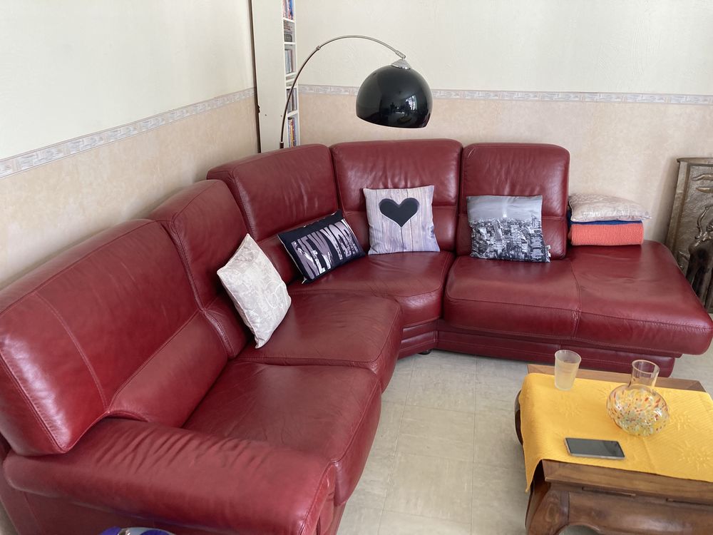 Canap� cuir rouge 900 Digne-les-Bains (04)