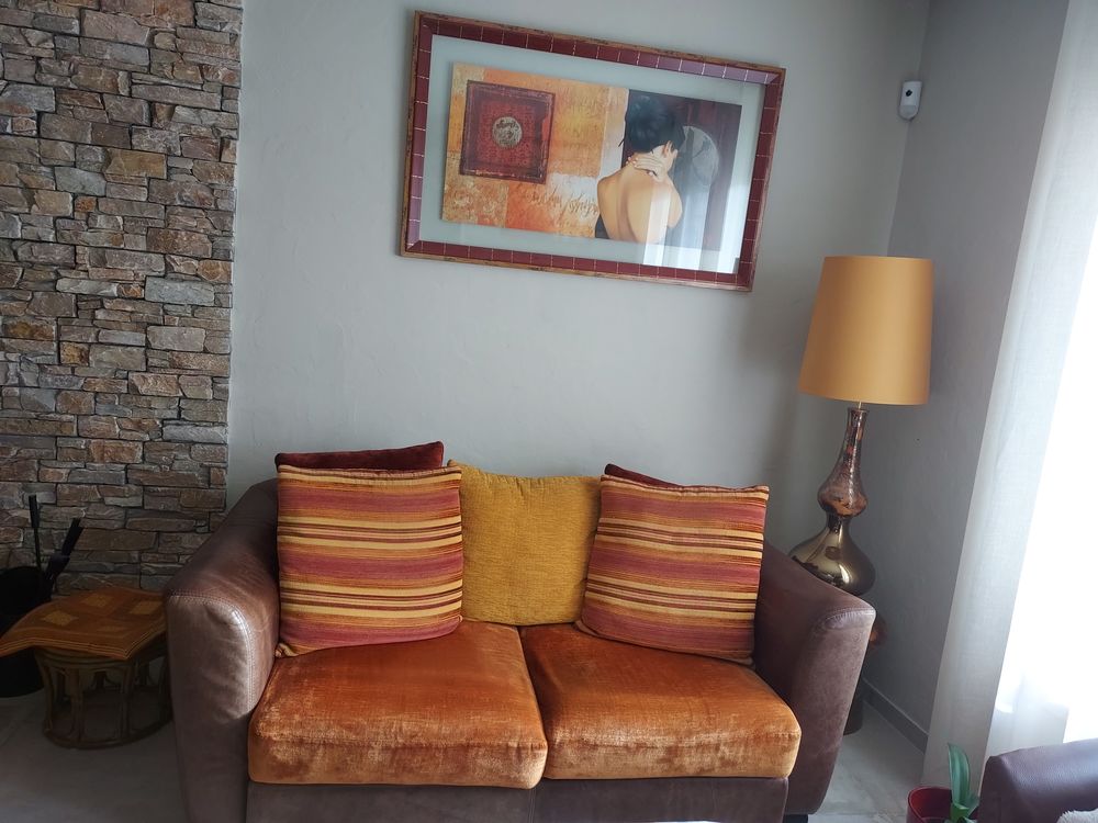 2 canap� cuir v�ritable et tissu
A l unit� ou par 2 0 Saint-Nazaire (44)