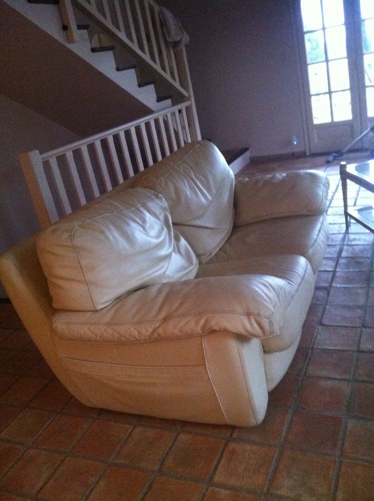 re canap� en cuir 150 La Croix-Valmer (83)