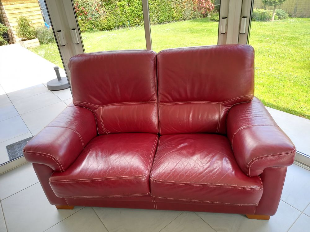 CANAPE CUIR
290 Saint-Gilles (35)