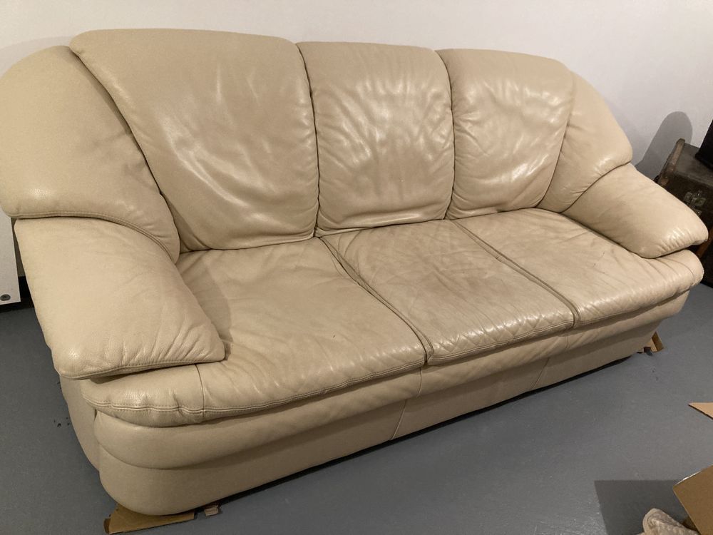 canap� cuir 200 Louhans (71)