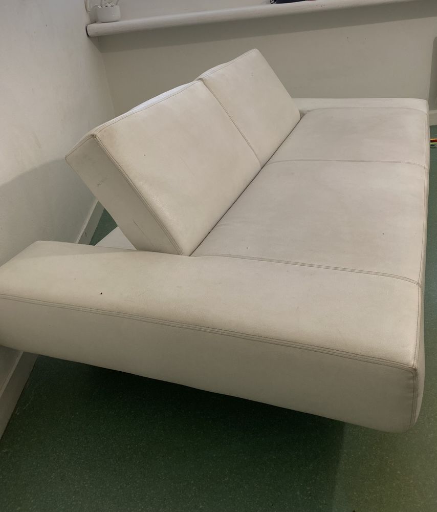 Canap�, design, en cuir blanc avec rangement 350 Firminy (42)