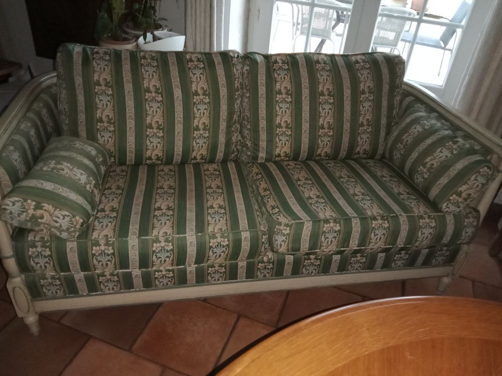 Canap� et deux fauteuils assortis 250 Saint-Georges-sur-Moulon (18)