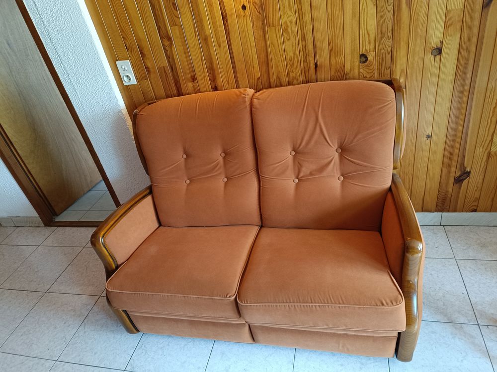 Canap� deux places avec reposes pieds 250 Aix-les-Bains (73)