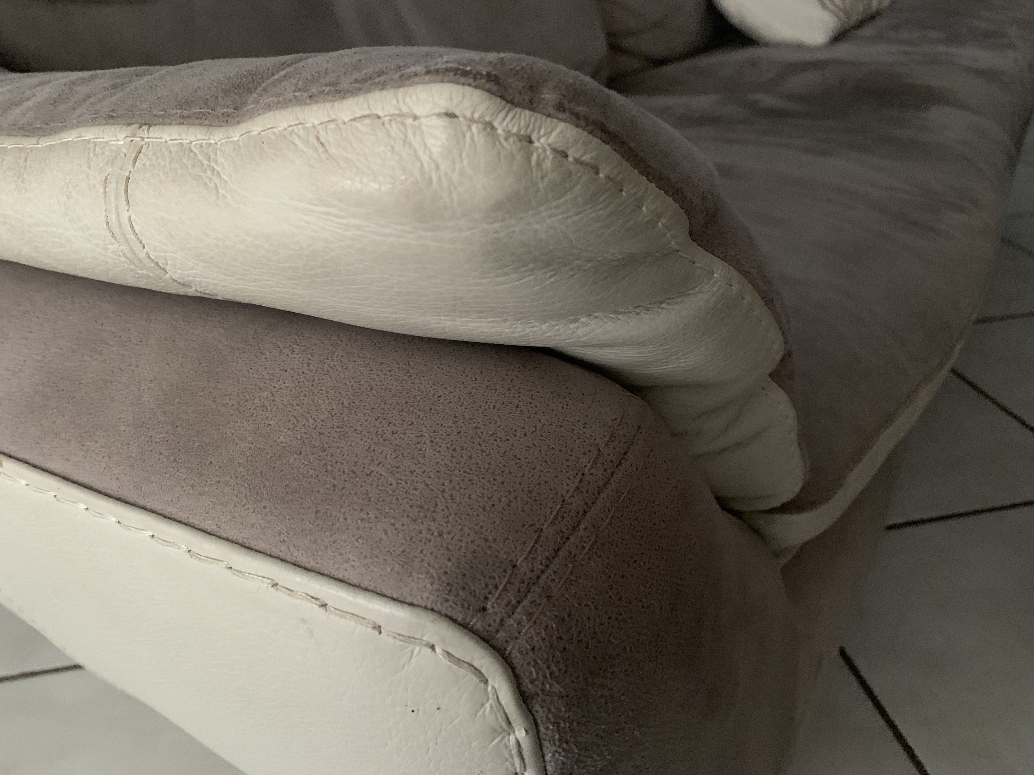 Canap� droit 2.5 places 990 Cournonterral (34)