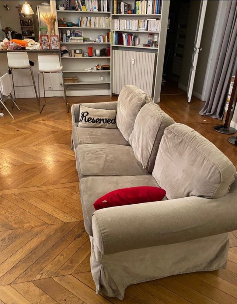 Canap� Ektorp 3 places Ik�a quasi NEUF 350 Paris 17 (75)