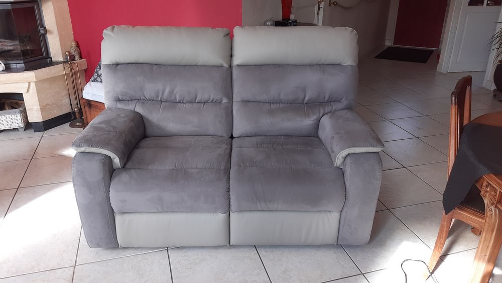 CANAPE ELECTRIQUE 800 Saint-�tienne-de-Montluc (44)