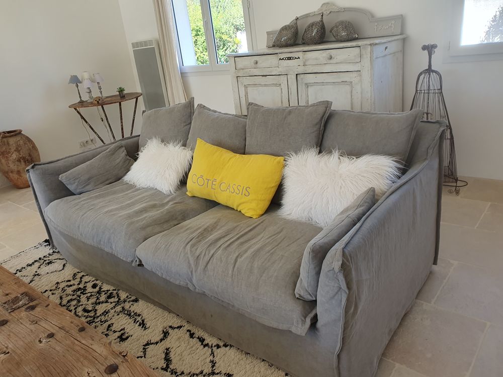 Canap� enti�rement d�houssable en lin de la marque Hanjel 900 Nans-les-Pins (83)