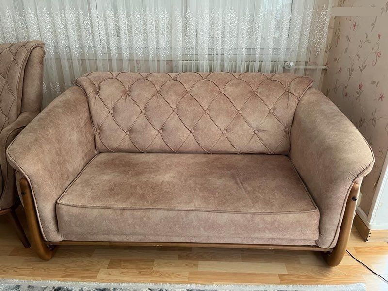 Canape entre petit et grand (moyen) 0 Orl�ans (45)