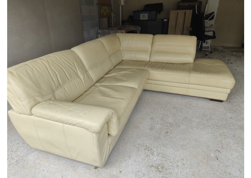 canap� et fauteuil cuir tr�s bon �tat 260 Lalbenque (46)