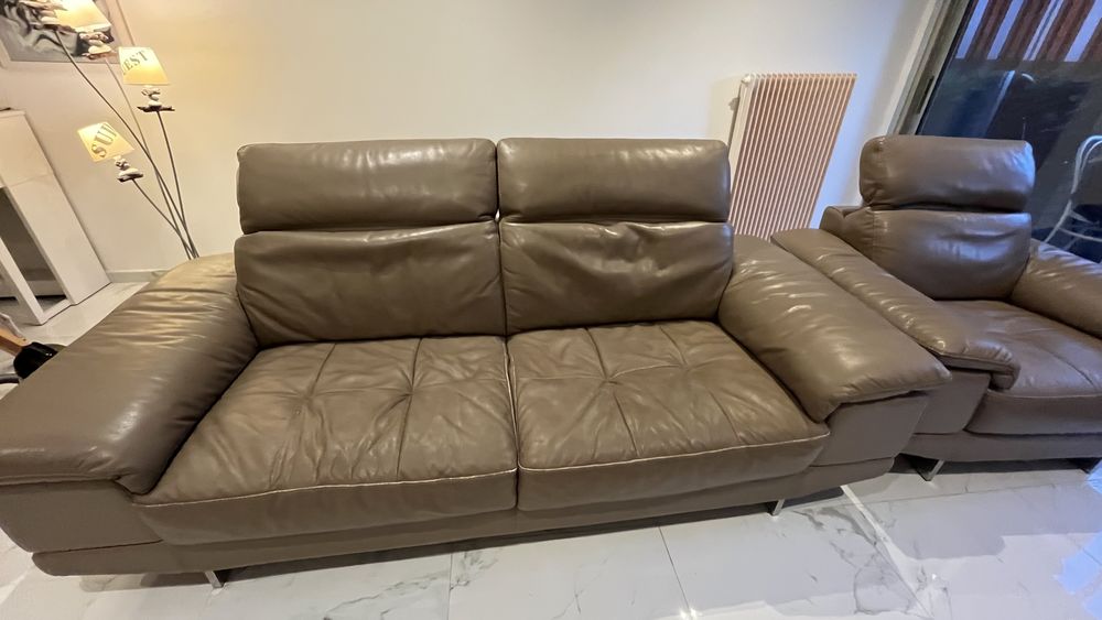Canap� + 1 fauteuil en cuir marron 150 Mandelieu-la-Napoule (06)