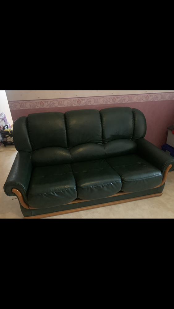 Canap�, 1 fauteuil (table offerte) 120 Lumbres (62)