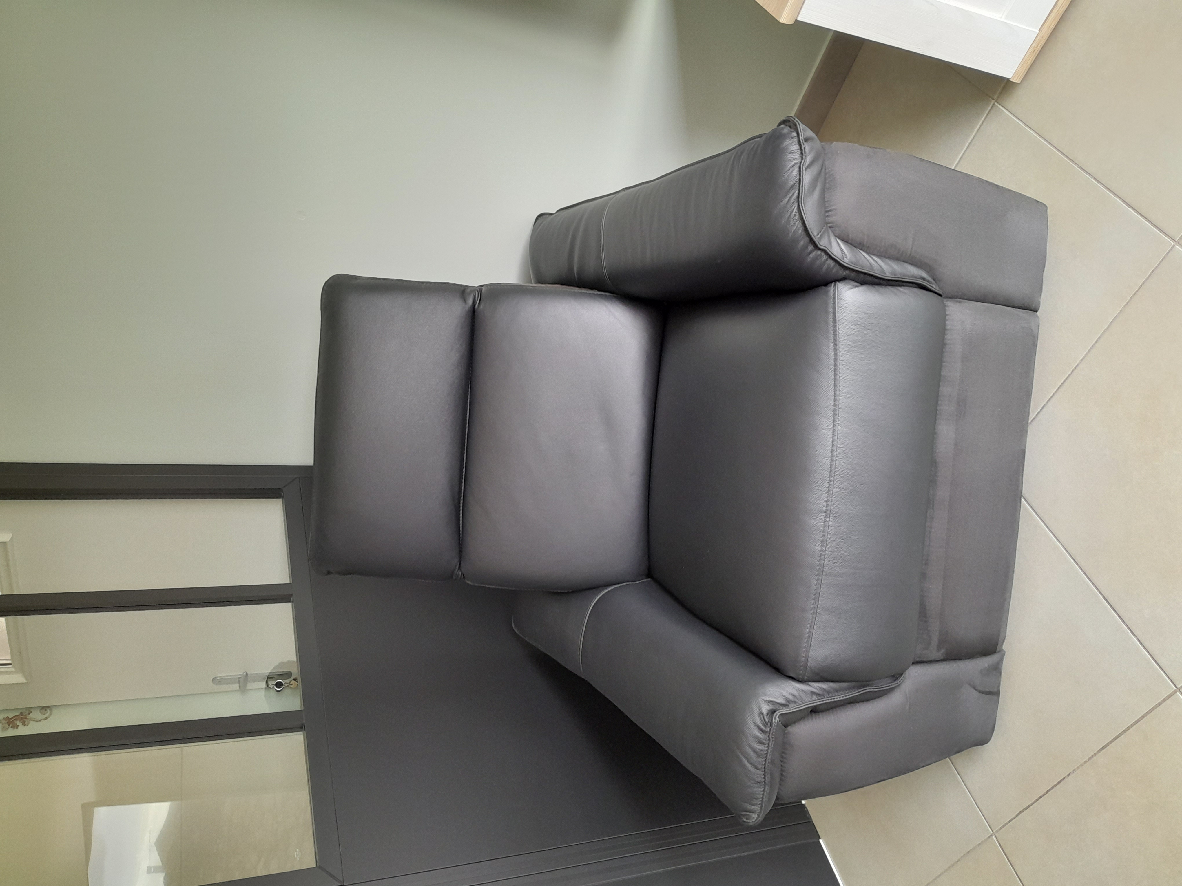 Canap� et fauteuil 550 La Fare-les-Oliviers (13)