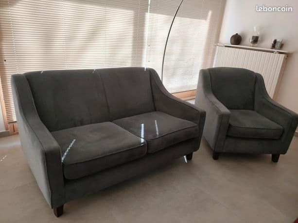 1 CANAP� + 1 FAUTEUIL 399 Frontenex (73)