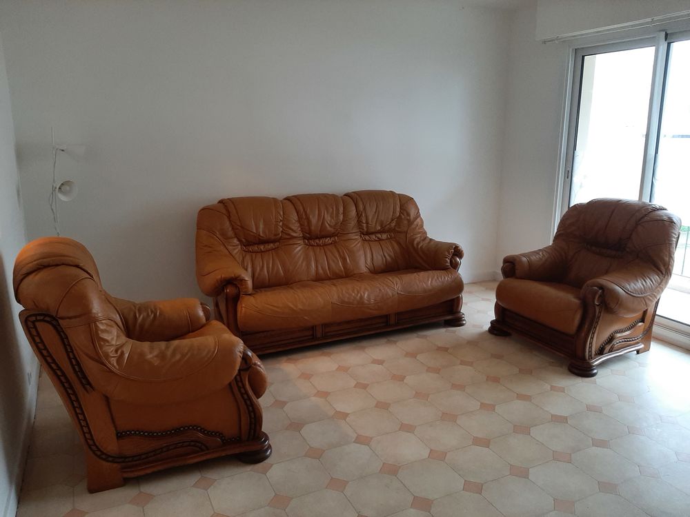 Canap� et 2 fauteuils cuir bon �tat 0 Saint-Jean-de-Monts (85)