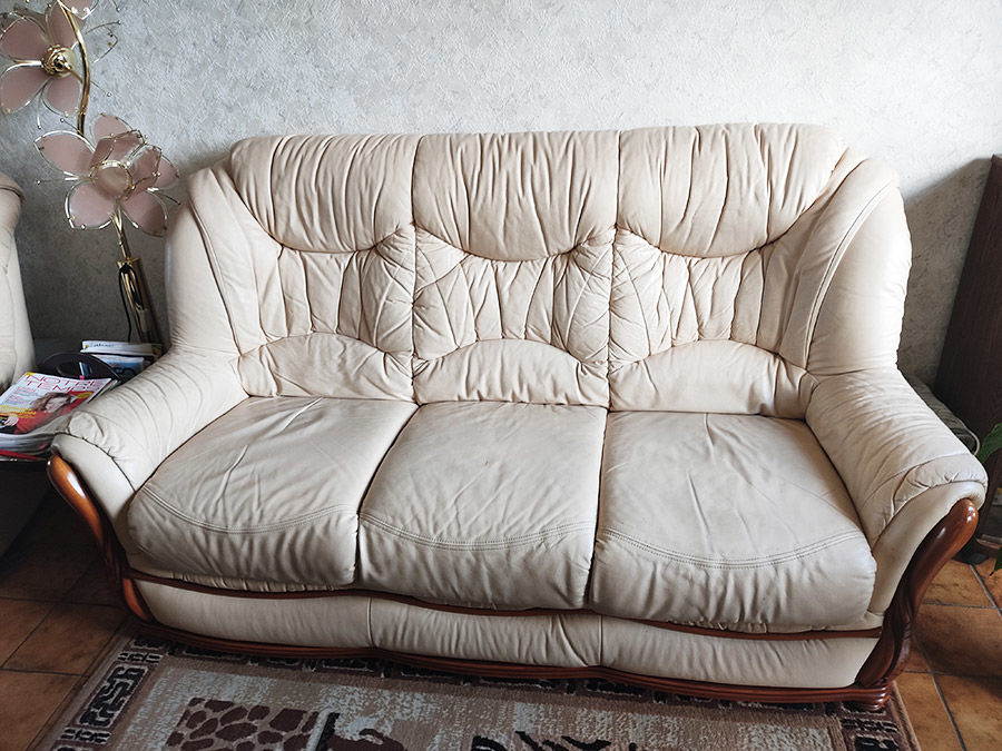 Canap� + 2 fauteuils en cuir et bois merisier 180 Thimert-G�telles (28)