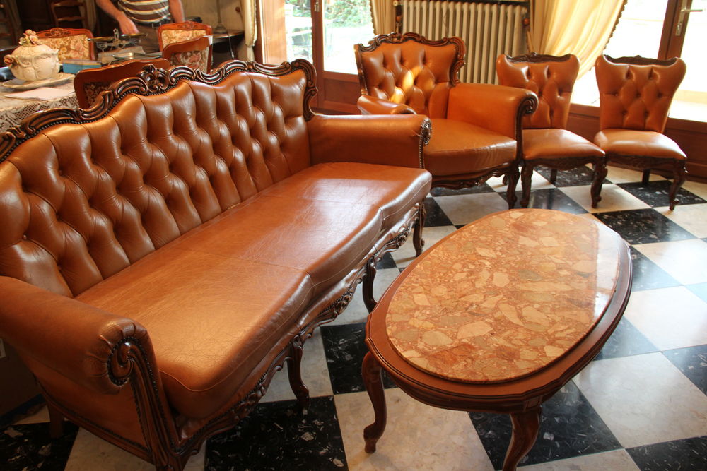 Canap� + fauteuils + Table 450 Toulouse (31)