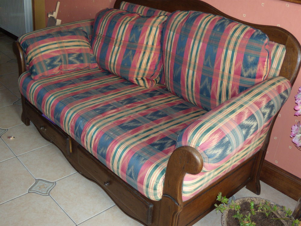 canap� + fauteuils 0 Chalindrey (52)