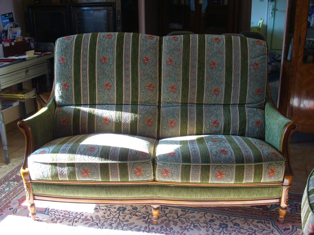 canap� + fauteuils 800 Le Buisson-de-Cadouin (24)