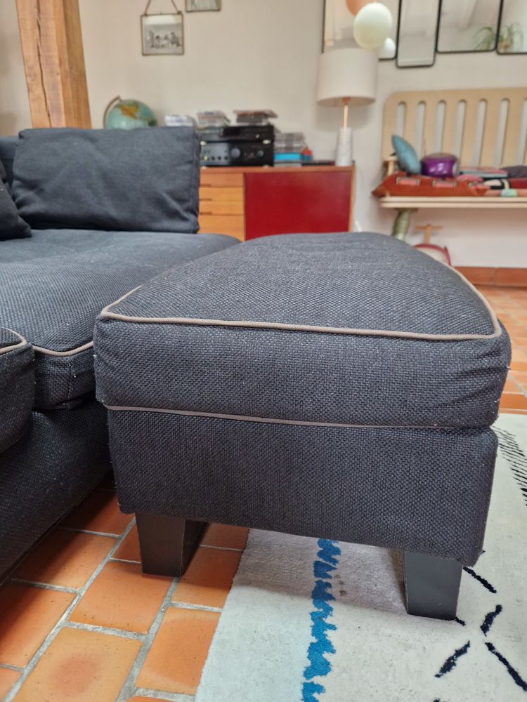 Canap� gris anthracite et repose pieds AMPM 200 Joinville-le-Pont (94)