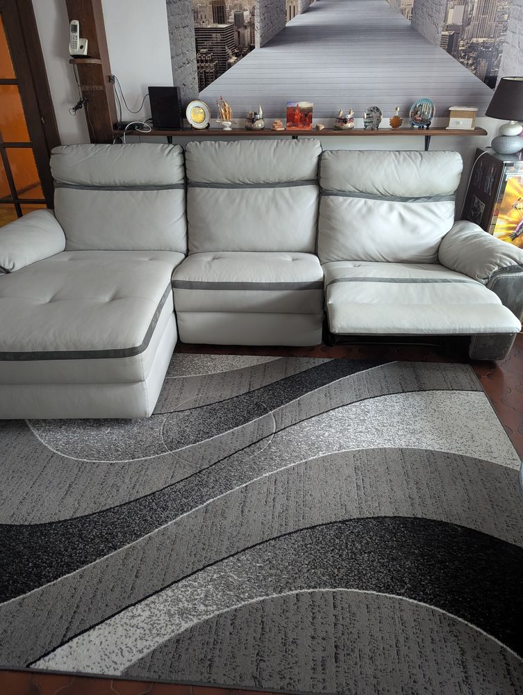 Canap� gris clair avec m�ridienne 550 Saulxures-sur-Moselotte (88)